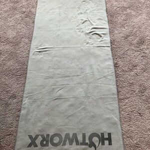 HOTWORX Gray Exercise Towel Mat